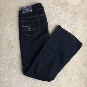 Skinny Flare. Low Rise Denim